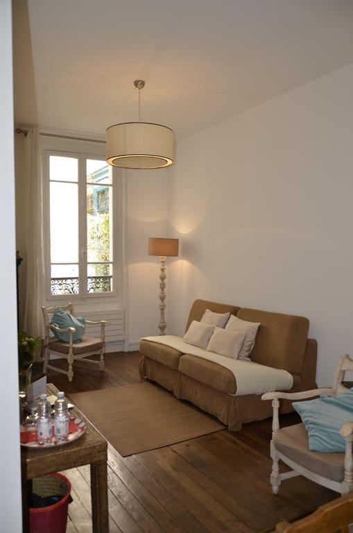 La Cour Du 5Eme - Chambre D'Hotes Bed & Breakfast Paris Room photo